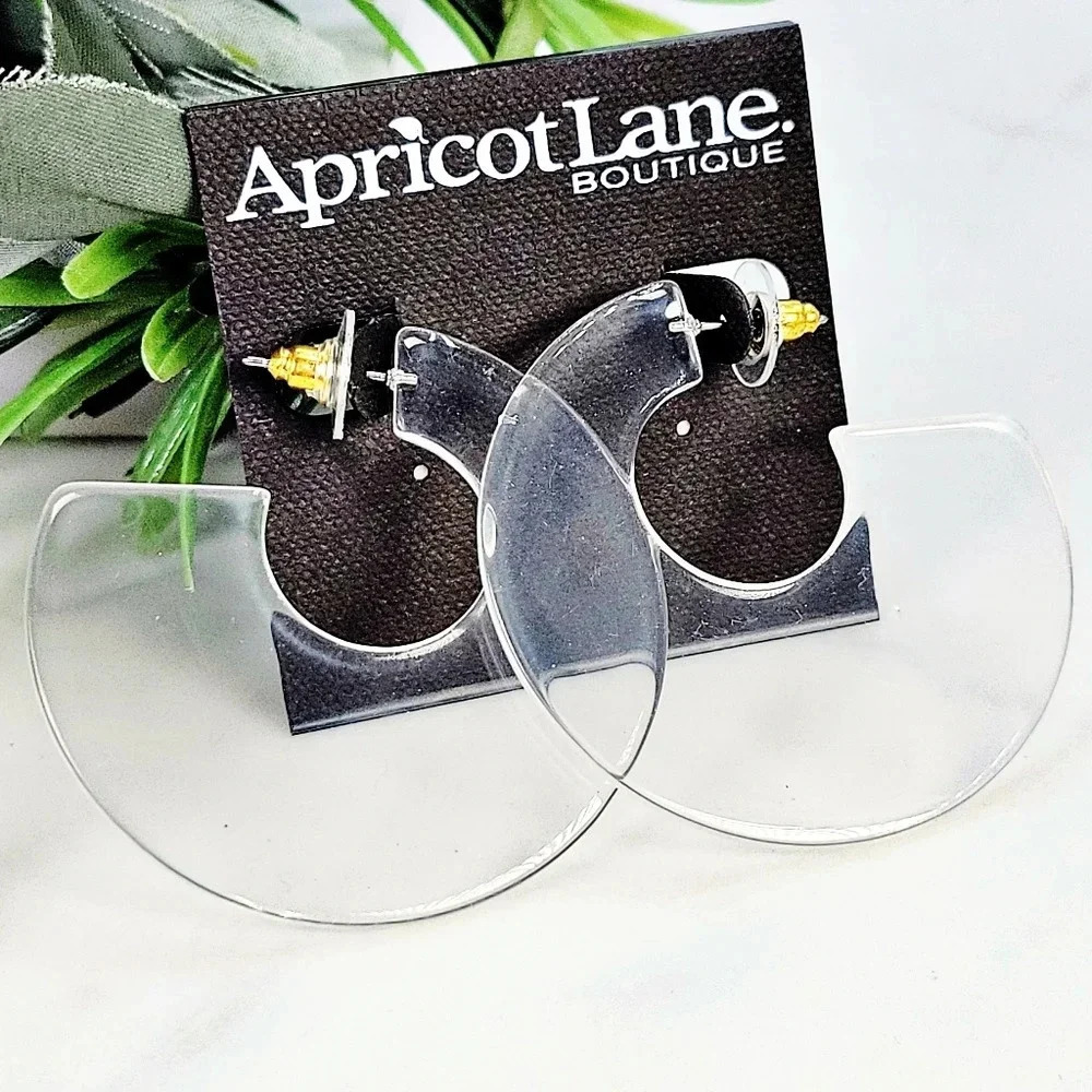 NEW Apricot Lane Earrings 2 Pair Hot Coral Butterfly Wings Clear Hoops M… - Picture 4 of 9